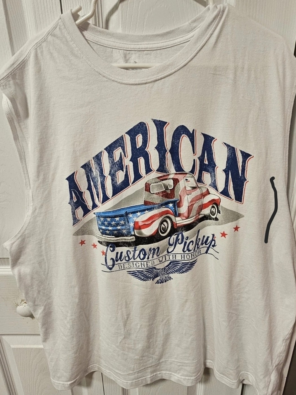Way To Celebrate Mens White  2XL Sleeveless Shirt: American Custom Pickup